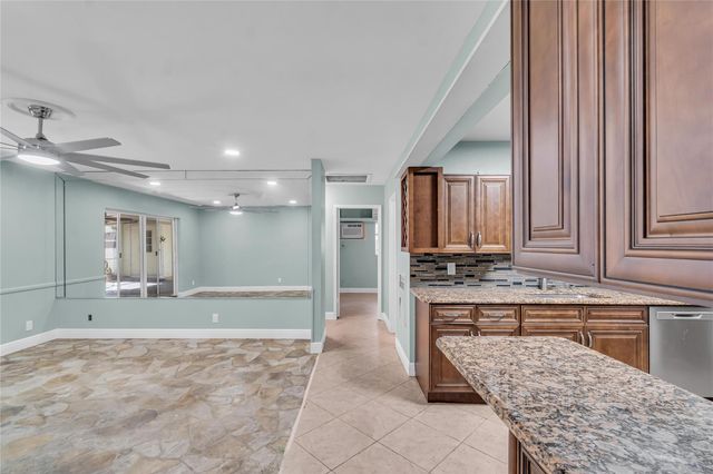 4541 NE 6th Ter, Deerfield Beach, FL 33064