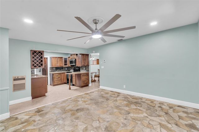 4541 NE 6th Ter, Deerfield Beach, FL 33064