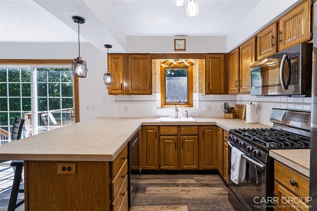 3230 Rollingview Court, Hudsonville, MI 49426