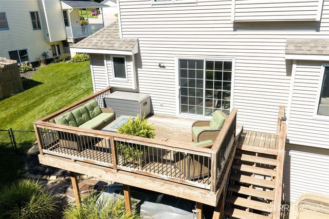3230 Rollingview Court, Hudsonville, MI 49426