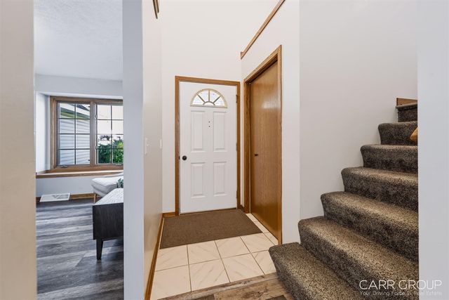 3230 Rollingview Court, Hudsonville, MI 49426