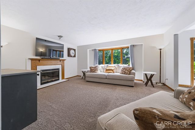 3230 Rollingview Court, Hudsonville, MI 49426