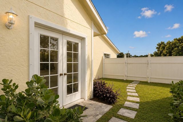 7416 Overlook Drive, Lake Worth, FL 33467