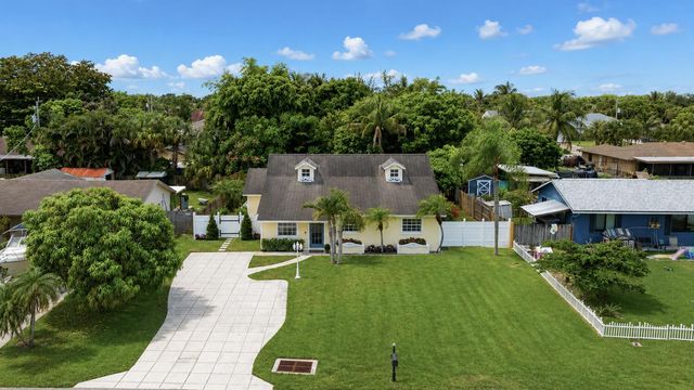 7416 Overlook Drive, Lake Worth, FL 33467