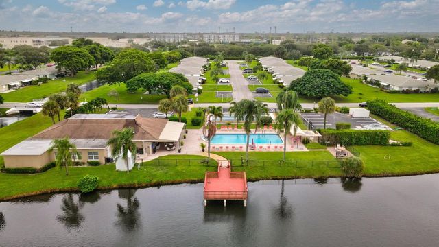 540 High Point Drive A, Delray Beach, FL 33445