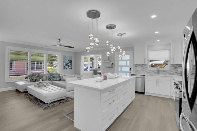 540 High Point Drive A, Delray Beach, FL 33445