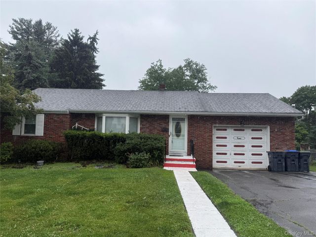12 Heck Road, Garnerville, NY 10923
