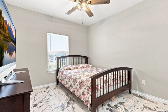 7306 TIFF NICOLE LN, Von Ormy, TX 78073