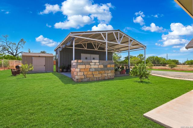 7306 TIFF NICOLE LN, Von Ormy, TX 78073