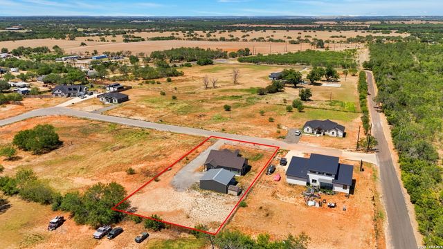 7306 TIFF NICOLE LN, Von Ormy, TX 78073