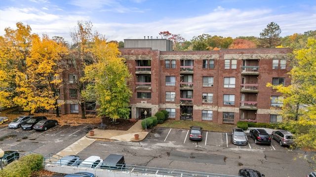 14 Heron Street 14-207, Boston, MA 02132