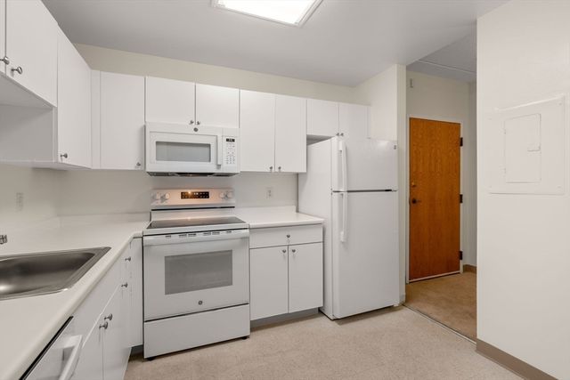 14 Heron Street 14-207, Boston, MA 02132