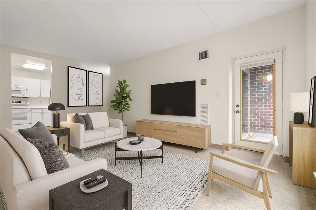 14 Heron Street 14-207, Boston, MA 02132