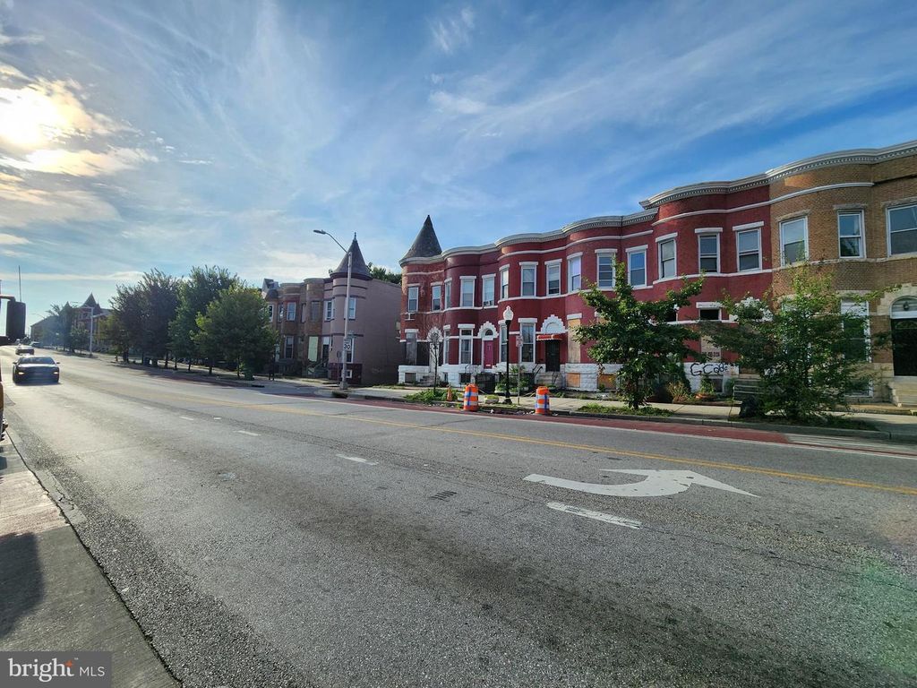 1730 W NORTH AVE, Baltimore, MD 21217