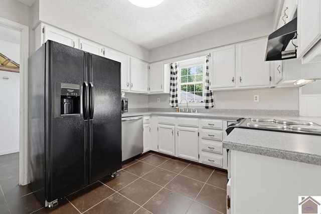 316 Longview Drive, Paducah, KY 42001
