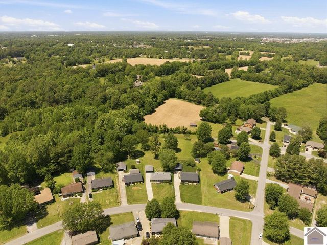 316 Longview Drive, Paducah, KY 42001
