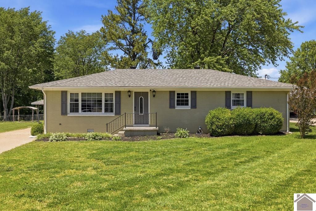 316 Longview Drive, Paducah, KY 42001