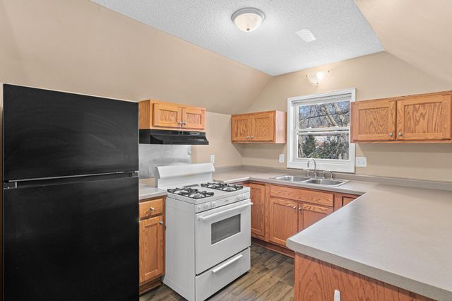 9 Acker Street W, Saint Paul, MN 55117