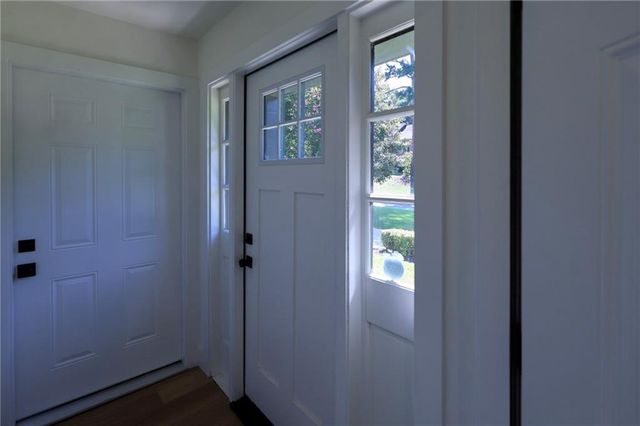 150 Hunters Cove, Roswell, GA 30076
