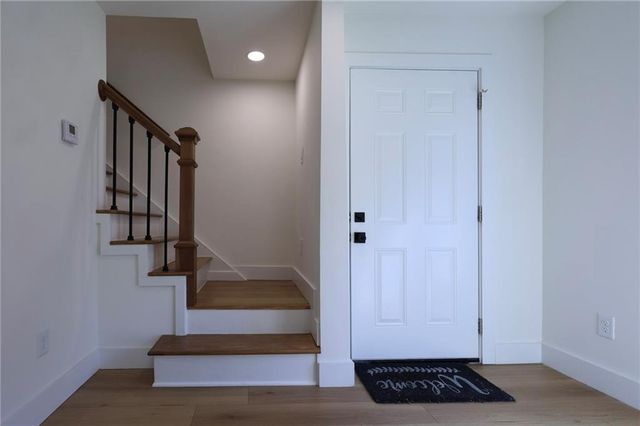 150 Hunters Cove, Roswell, GA 30076