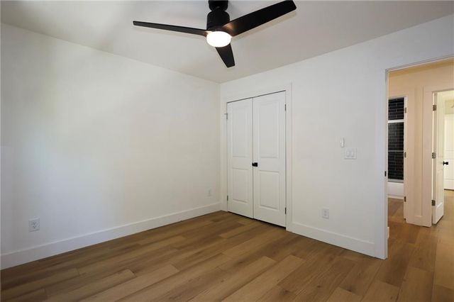 150 Hunters Cove, Roswell, GA 30076