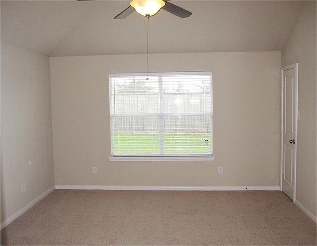 125 Long Canyon Lane, Richmond, TX 77469