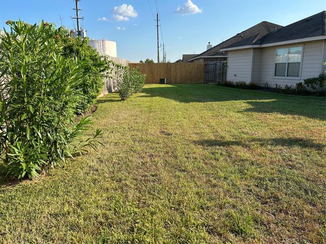 125 Long Canyon Lane, Richmond, TX 77469