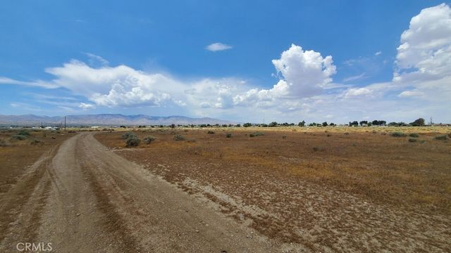 1800 Victor Avenue, Mojave, CA 93501