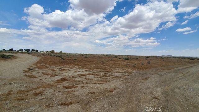 1800 Victor Avenue, Mojave, CA 93501
