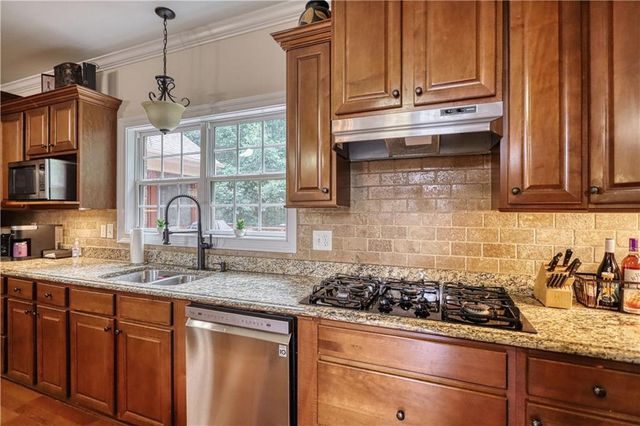 1901 Grandiose Court, Conyers, GA 30012