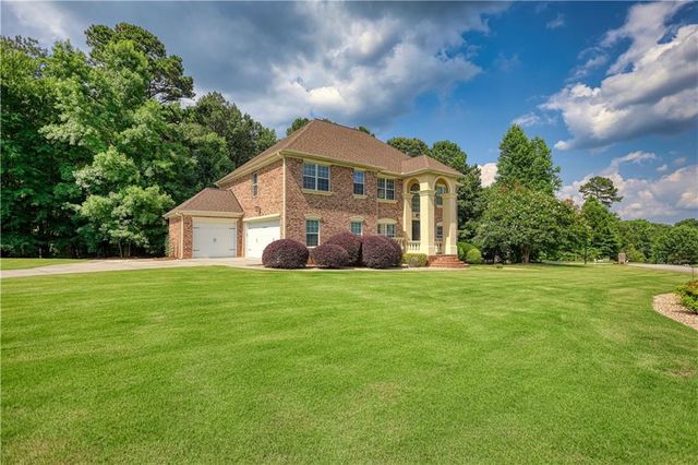 1901 Grandiose Court, Conyers, GA 30012