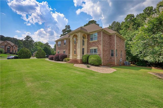 1901 Grandiose Court, Conyers, GA 30012