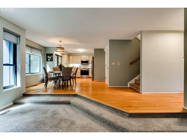 1829 Russet Dr, Eugene, OR 97401
