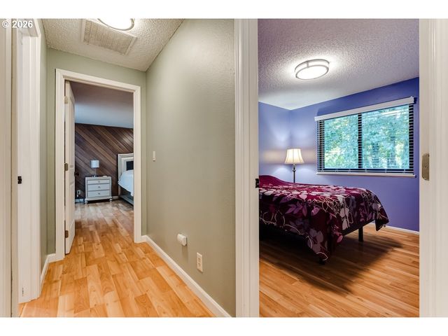 1829 Russet Dr, Eugene, OR 97401