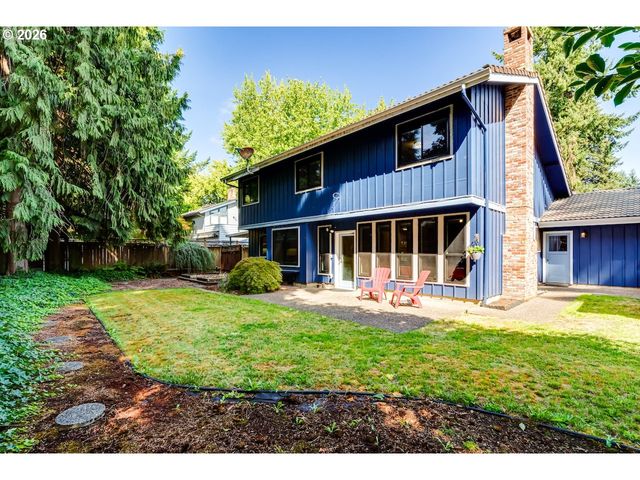 1829 Russet Dr, Eugene, OR 97401