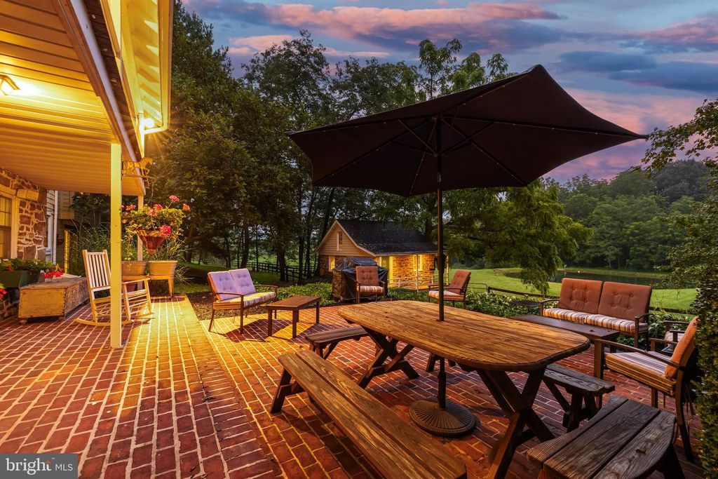 1414 LITTLE LN, Seven Valleys, PA 17360
