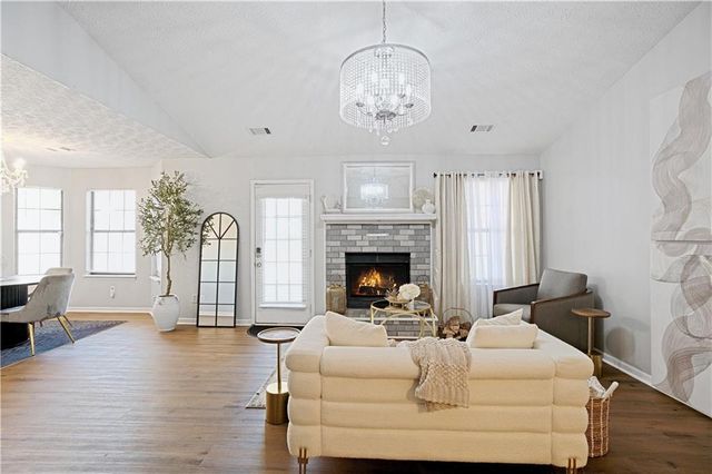 1528 Carriage Lane, Jonesboro, GA 30238