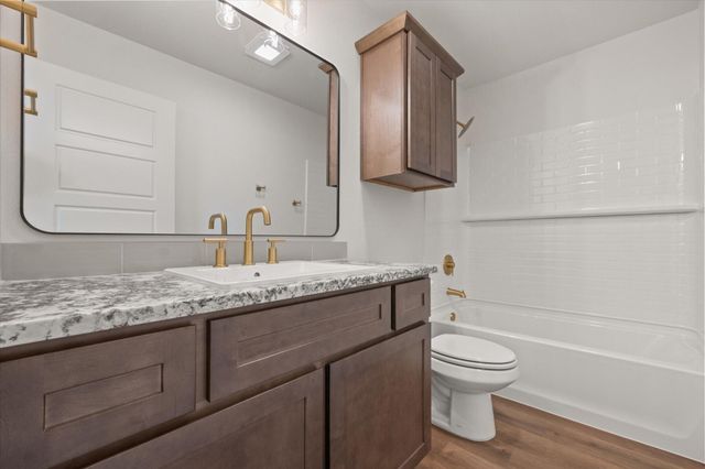 12002 Kewanee Avenue, Lubbock, TX 79424