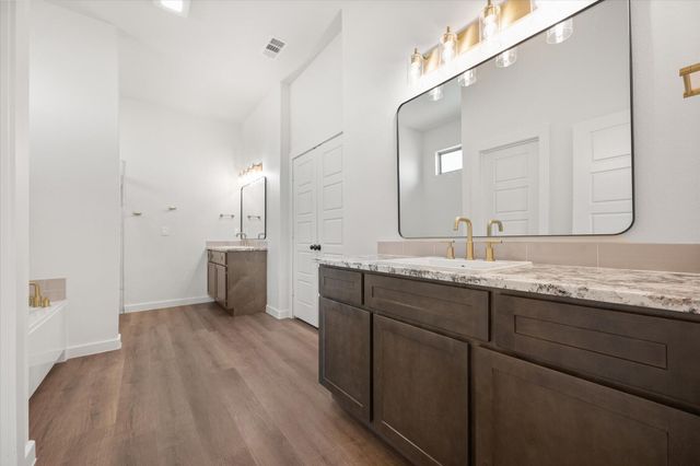 12002 Kewanee Avenue, Lubbock, TX 79424