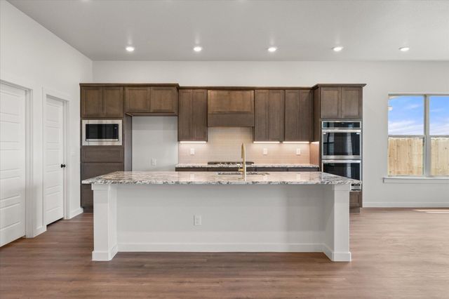 12002 Kewanee Avenue, Lubbock, TX 79424