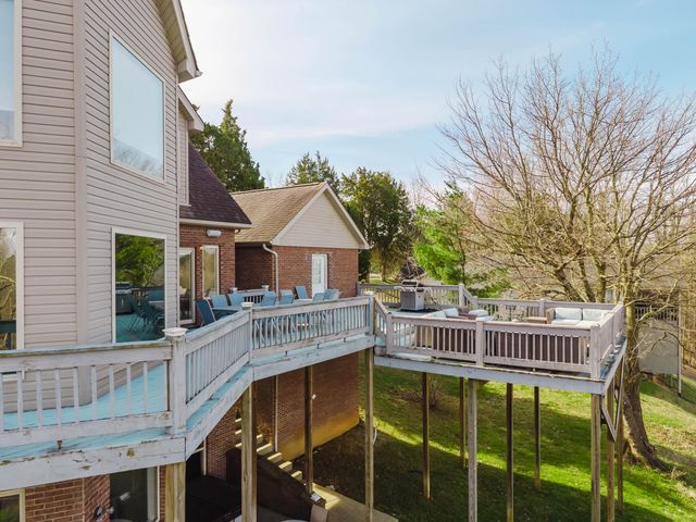 333 Old Waitsboro Road, Bronston, KY 42518