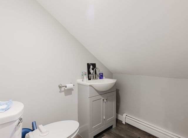 27 Cecile St, Lincoln, RI 02865