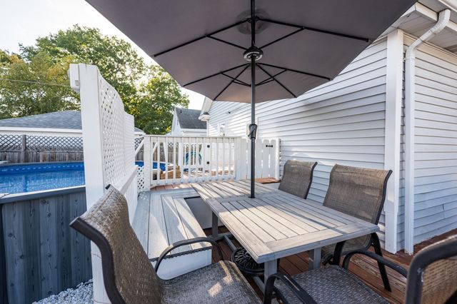 27 Cecile St, Lincoln, RI 02865