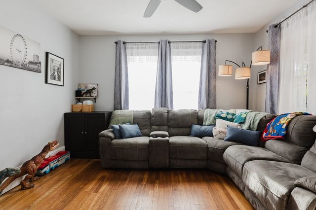 27 Cecile St, Lincoln, RI 02865