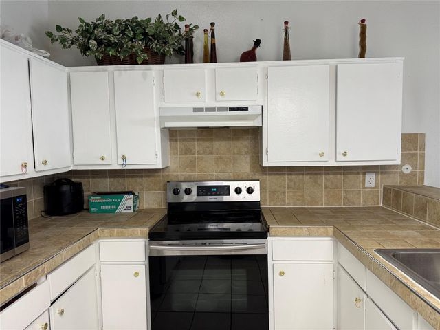 12606 Newbrook Drive, Houston, TX 77072