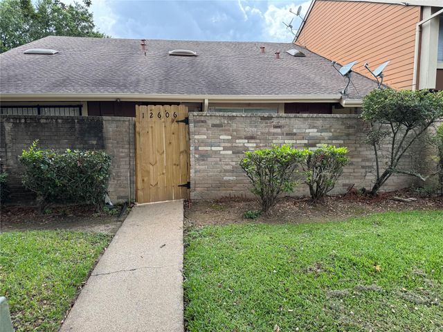 12606 Newbrook Drive, Houston, TX 77072