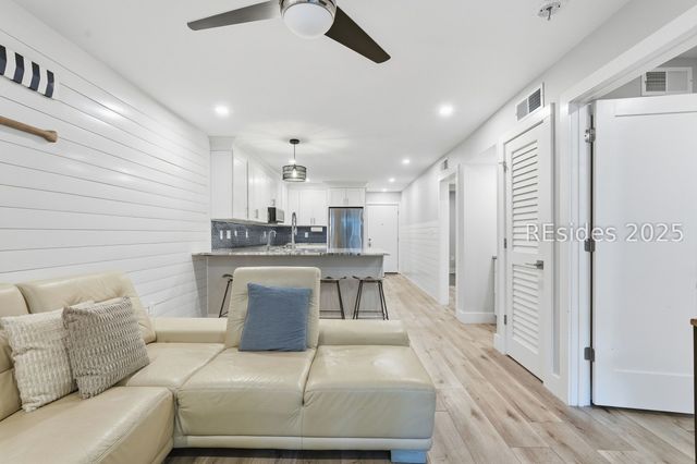 239 Beach City Rd Apt 2113, Hilton Head Island, SC 29926