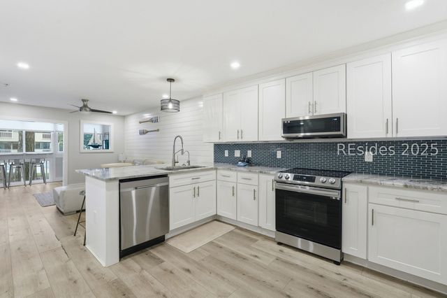 239 Beach City Rd Apt 2113, Hilton Head Island, SC 29926