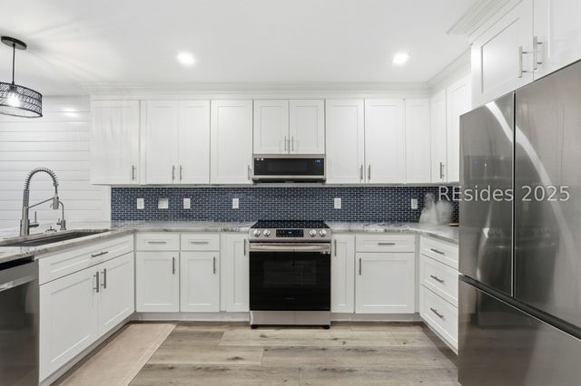 239 Beach City Rd Apt 2113, Hilton Head Island, SC 29926