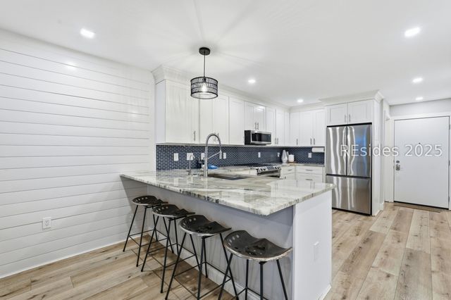 239 Beach City Rd Apt 2113, Hilton Head Island, SC 29926